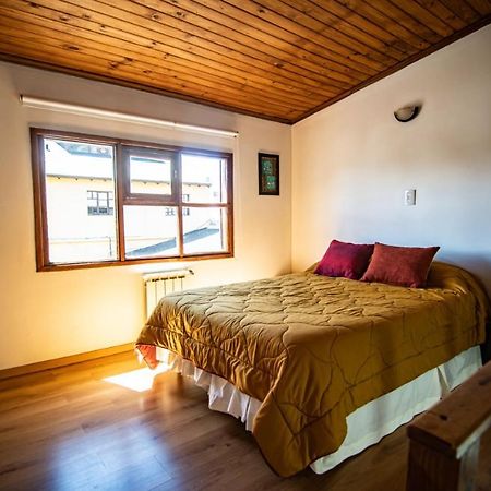 Las Avutardas Hosteria El Calafate Luaran gambar