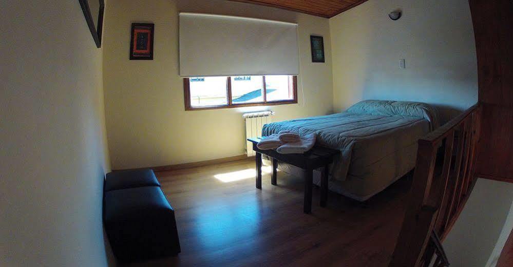 Las Avutardas Hosteria El Calafate Luaran gambar